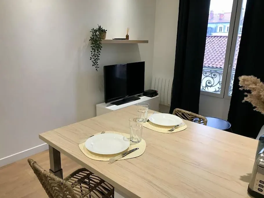 Lyon - Berges Du Rhone Apartment