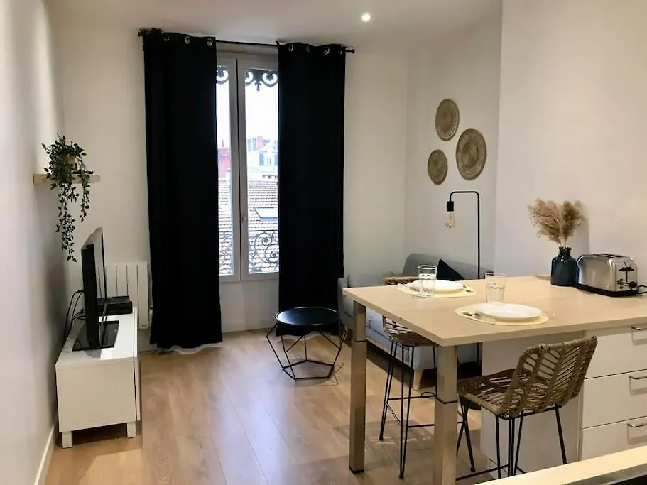Lyon - Berges Du Rhone Apartment